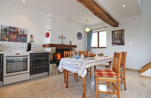L'Epinay-le-Comte Cabaña | Escapada campestre: Granja restaurada con jardín, spa y actividades al aire libre