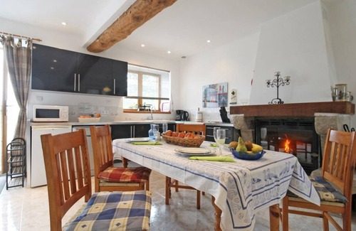 L'Epinay-le-Comte Cabaña | Escapada campestre: Granja restaurada con jardín, spa y actividades al aire libre