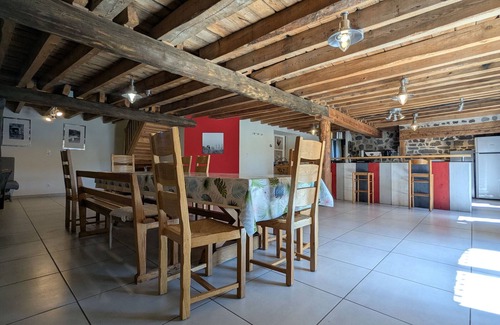 Arlempdes Cabaña | Casa rural con encanto, 6 hab, 3 baños, jardín, cerca del Castillo de Arlempdes