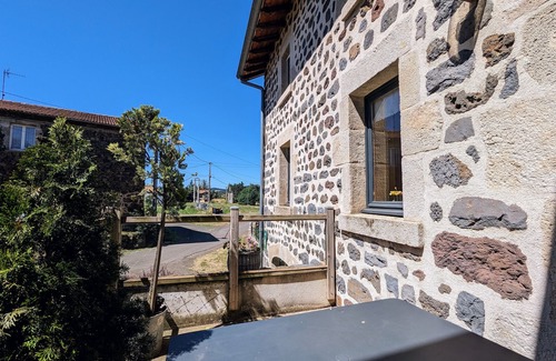 Le Brignon Cabaña | Casa Rural con Terraza y Jardín Cerca de Puy-en-Velay