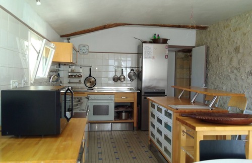 Pomport Casa | Périgord restaurado con encanto, Domus vinea