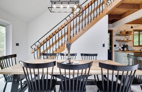 Hamlin Chalet De Esquí | Charming Retreat in the Hideout with a hot tub