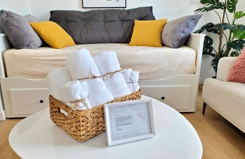 Lafleche Condominio | Charming Retreat Near Montreal: Sleeps 7, Pet-Friendly, Free Parking!