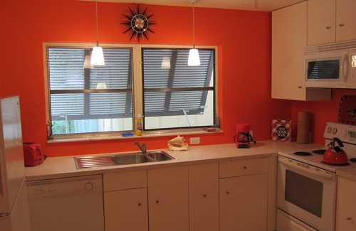 Bonita Springs Apartamento | Encantador Estilo Retro Hideaway