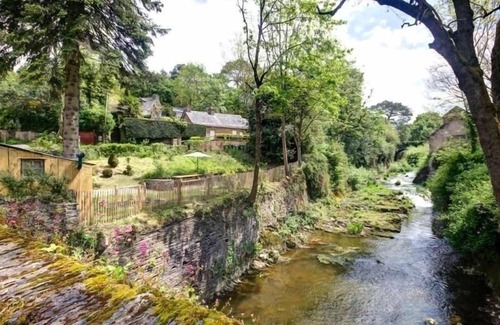 Moisdon-la-Riviere Cabaña | Casa con Jardín Privado, Cerca del Río y Equipado para Niños