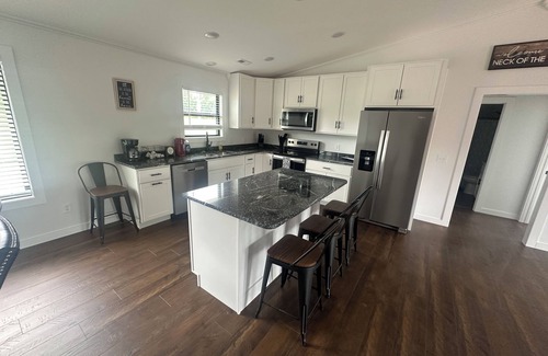 Van Buren Casa | Charming RIVER FRONT 3-bedroom home Van Buren on Current River.. brand new!