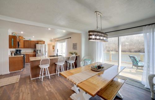 Norway Casa | Charming Riverfront Retreat in Monticello!