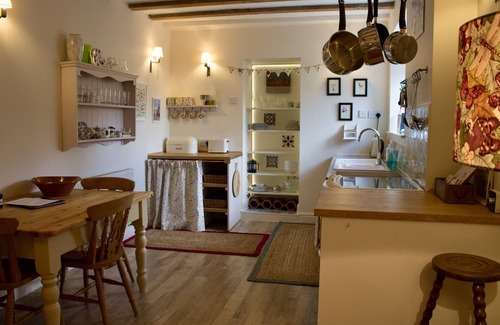 Berrington Cabaña | Charming, romantic garden cottage in beautiful countryside
