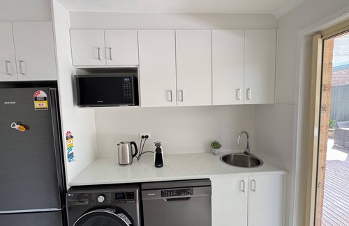 Culburra Beach Cama Y Desayuno | Charming bed & breakfast with AC, WiFi in beautiful Culburra Beach