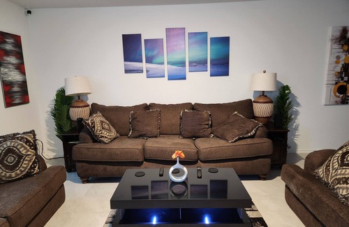 Hutchins Casa | Charming room with AC and WiFi in wonderful Hutchins in South Dallas county!