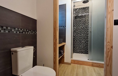 Pierrepont Cama Y Desayuno | Encantadora habitación con baño privado y sala de estar