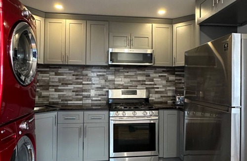 Queens Casa | Charming ROOMS in Queens, NY with Washer and dryer and central air
