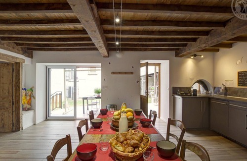 Cremeaux Cabaña | Casa rural en plena naturaleza con terraza, calefacción central y productos locales
