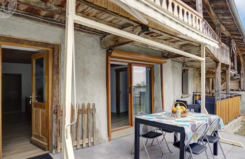 Cremeaux Cabaña | Casa rural en plena naturaleza con terraza, calefacción central y productos locales