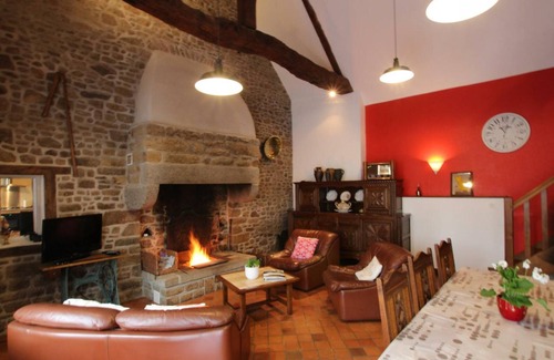 Le Grand-Celland Cabaña | Casa acogedora en el campo cerca del Mont St Michel - Chimenea, jardín y terraza