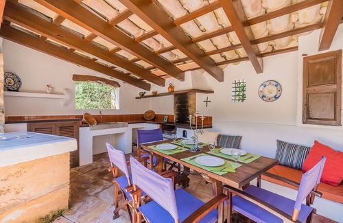 El Vila Chalet De Esquí | Encantadora finca rústica estilo Mallorquín. con piscina, wifii, y gran jardín.