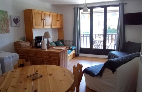 Correncon-en-Vercors Apartamento | Estudio cabina en Corrençon en Vercors, 28m2, cerca del pueblo y pistas de esquí, para 4 personas