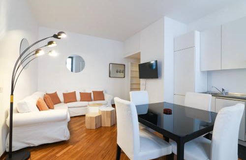 Porta Venezia Apartamento | Charming San Babila Apt.