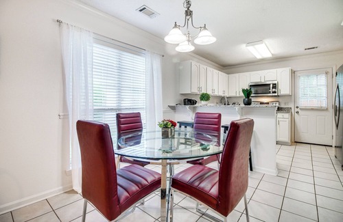 Savannah Casa | Charming Savannah Vacation Rental w/ Game Room!