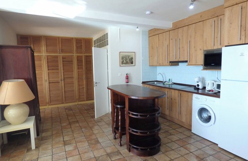 Centro de Torremolinos Casa | Precious Sea Front bungalow with sun terrace