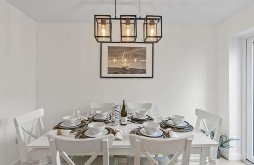 Plymouth Casa | Charming Sea Haven House, Close to the Marina