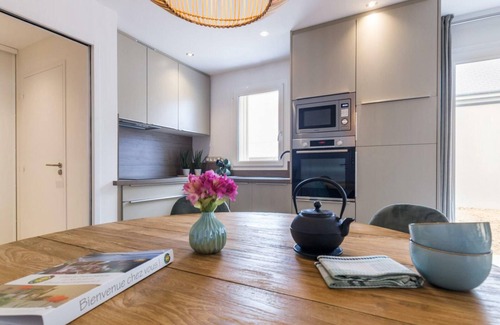 Portbail Cabaña | Casa independiente con jardín privado, cerca de la playa, equipada y adaptada a personas con movilidad reducida