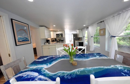 West Cape May Casa | Charming Seaside Cottage! Limited Number of Late Summer and Fall Openings!