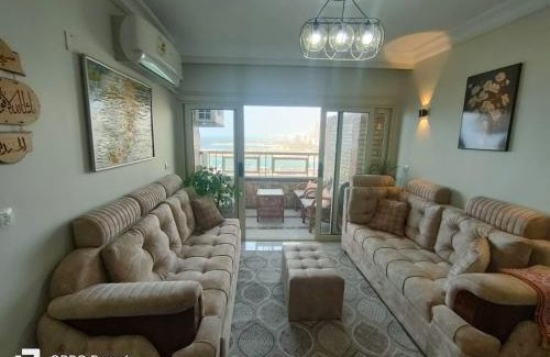 Ar-Raml 1 Apartamento | Charming Seaview Condo in Gleem G10