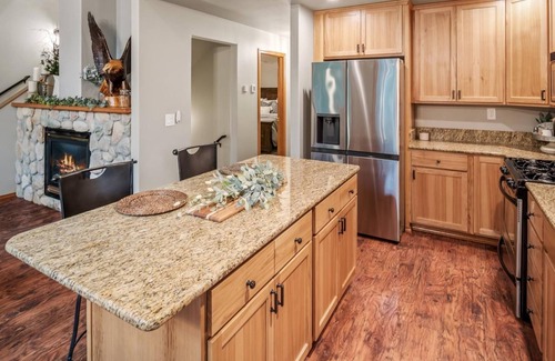 Sagle Casa | Charming Secluded 3-bedroom house in Sagle ID close to Lake and Schweitzer Ski