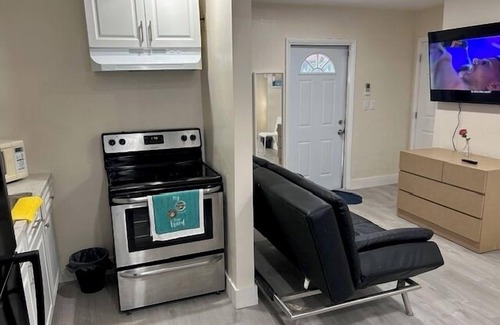 West Little Havana Casa | Charming secure 2 bedroom home near Miami AirPort. Free parking