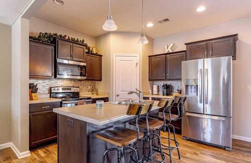 Shepherdsville Casa | Charming Shepherdsville Cozy Home with Lakeside views