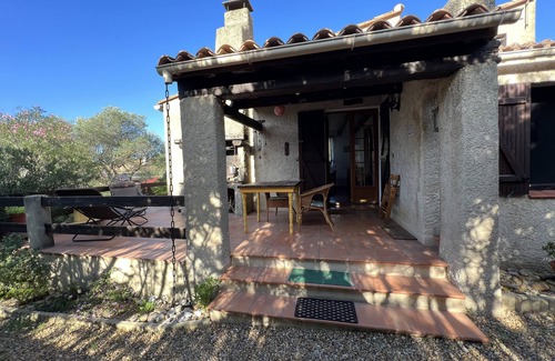 Balaruc-les-Bains Cabaña | Encantadora casa de campo del sur de Francia con un gran jardín
