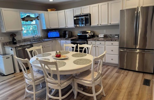 Country Club Estates Cabaña | Charming South Rehoboth Cottage: 5 Blocks to Beach & Boardwalk, Parking Included