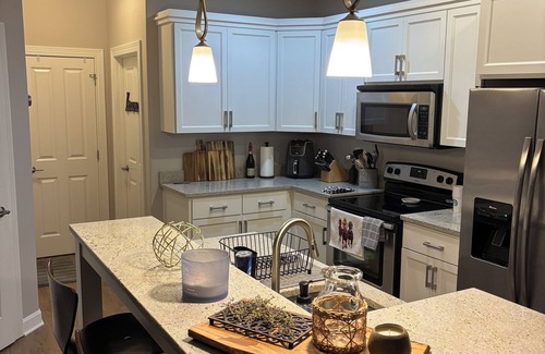 Crestwood Casa | Charming, spacious, 2-bedroom townhome just 15 minutes from Louisville!