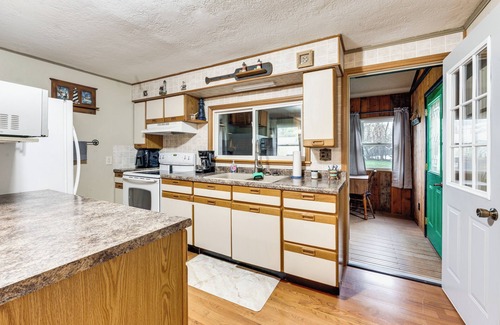 Spirit Lake Casa | Charming Spirit Lake Home - 6 Mi to Arnolds Park!