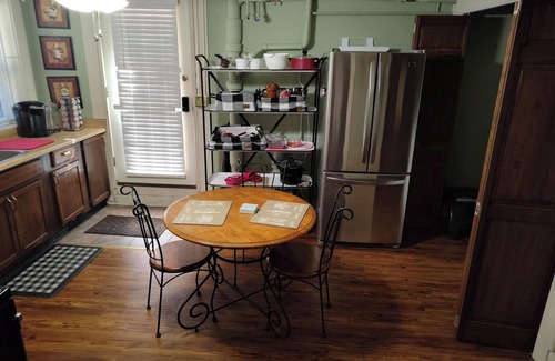 Dayton Apartamento | Charming St Anne's Hill apartment in vibrant Dayton