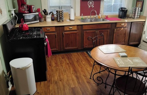 Dayton Apartamento | Charming St Anne's Hill apartment in vibrant Dayton