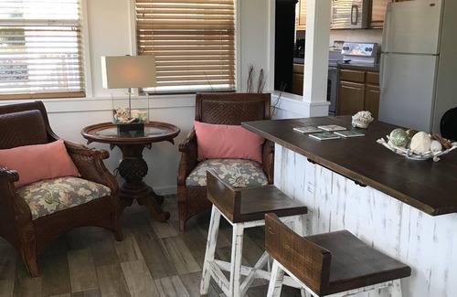 Ormond Beach Casa | Cottage Starfish encantadora! ¡Camina a la playa y al río!