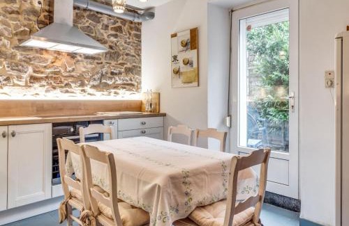 Le Mesnil Casa | Charming Stay in Viroinval