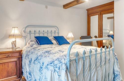 Le Mesnil Casa | Charming Stay in Viroinval