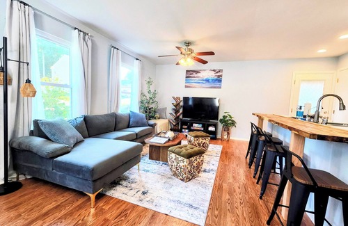North Beach Casa | Charming Stay Near the Bay- w/Beach Passes!