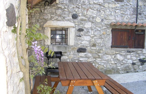 Saint-Thome Apartamento | Casa de piedra, totalmente renovado en San Thomé (Ardèche)