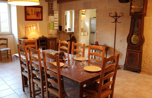 Chalais Cabaña | Encantador gîte rural con jardín privado, cerca de La Genétouze, ideal para familias y teletrabajo