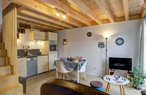 Doizieux Cabaña | Acogedora cabaña rural con terraza en el Parque del Pilat, perfecta para escapadas y aventuras al aire libre