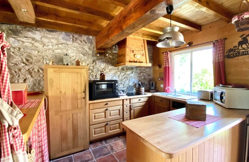 Fuilla Casa | Encantadora casa de piedra con piscina a los pies del Canigó - Conflent