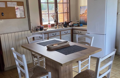 Les Adjots Casa | Charming stone gîte with private pool. Escape into the French countryside.