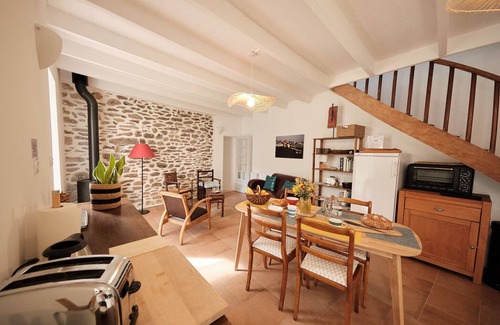 Plouguerneau Chalet De Esquí | Encantadora casa de piedra con jardín en Lilia