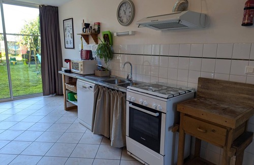 Villefagnan Cabaña | Alquiler encantador: Casa rural con jardín privado en Villefagnan, ideal para familias y mascotas