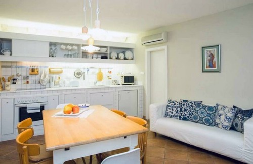 Gornji Kono Casa | Charming stone house in the Old town with great views, balcony