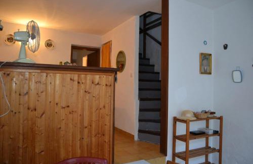 Milna (Brac) Casa | Charming Stone House in Milna 70 m² with Balcony